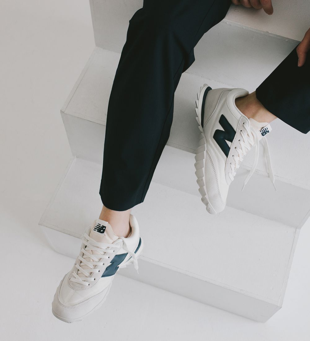 DONALD GLOVER X NEW BALANCE RC30