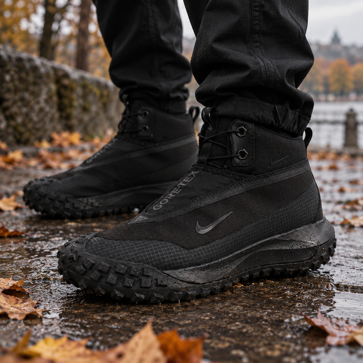 Nike ACG Mountain Fly Gore-Tex — крупный план на ноге